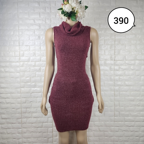 Windsor Dresses & Skirts - windsor small maroon knit cowl neck dress